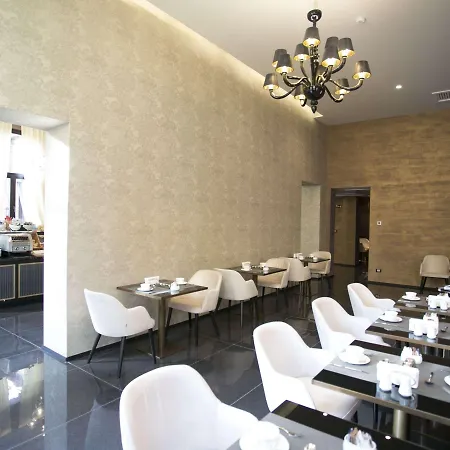 The Times 4* Veneza
