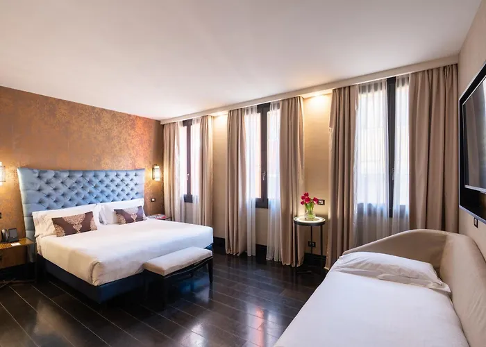 The Times فندق 4*