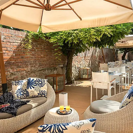 Отель The Times Hotel, Vignette Collection By Ihg 4*